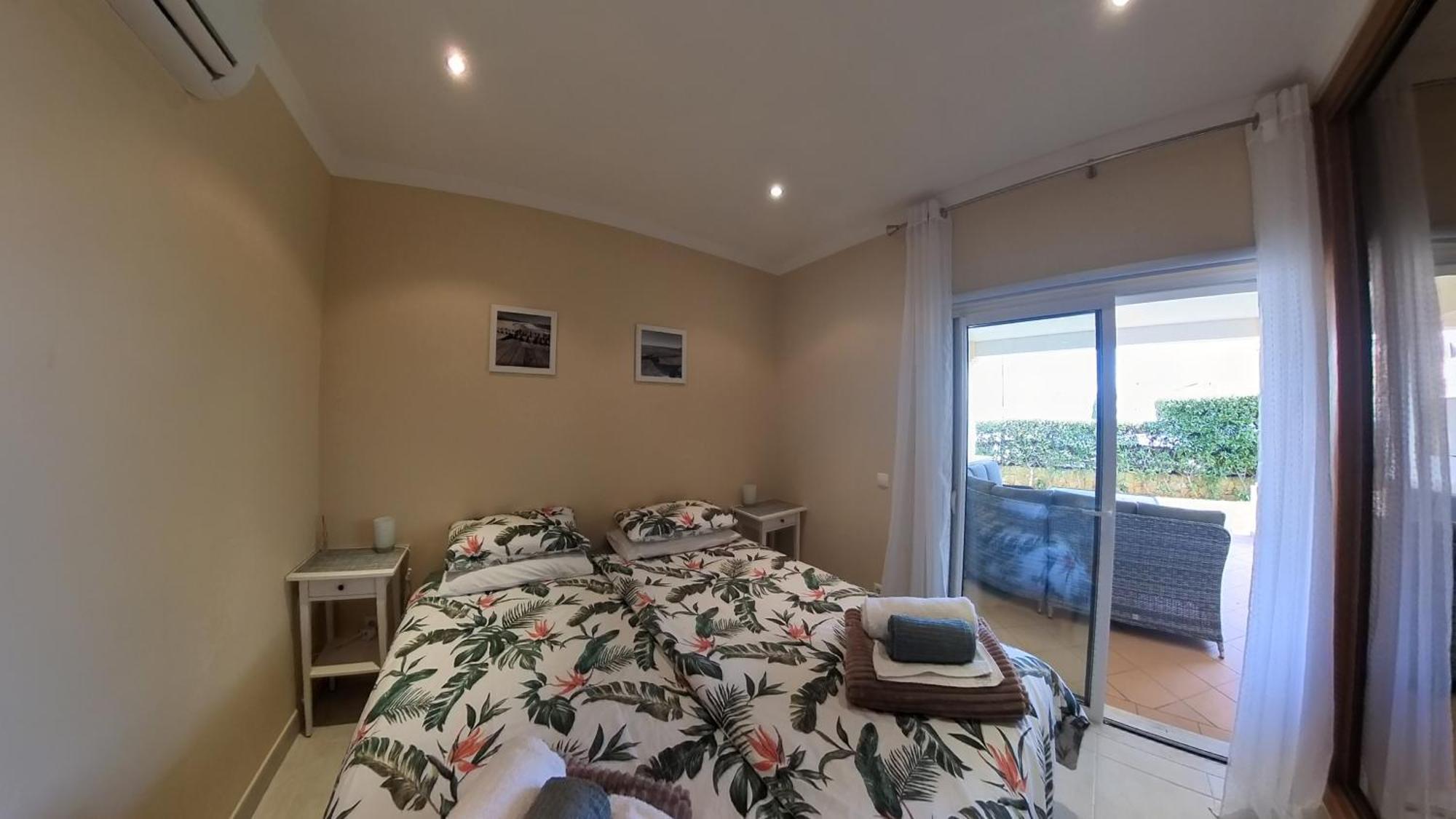 The View - Santo Antonio Villas, Golf & Spa Salema Zimmer foto