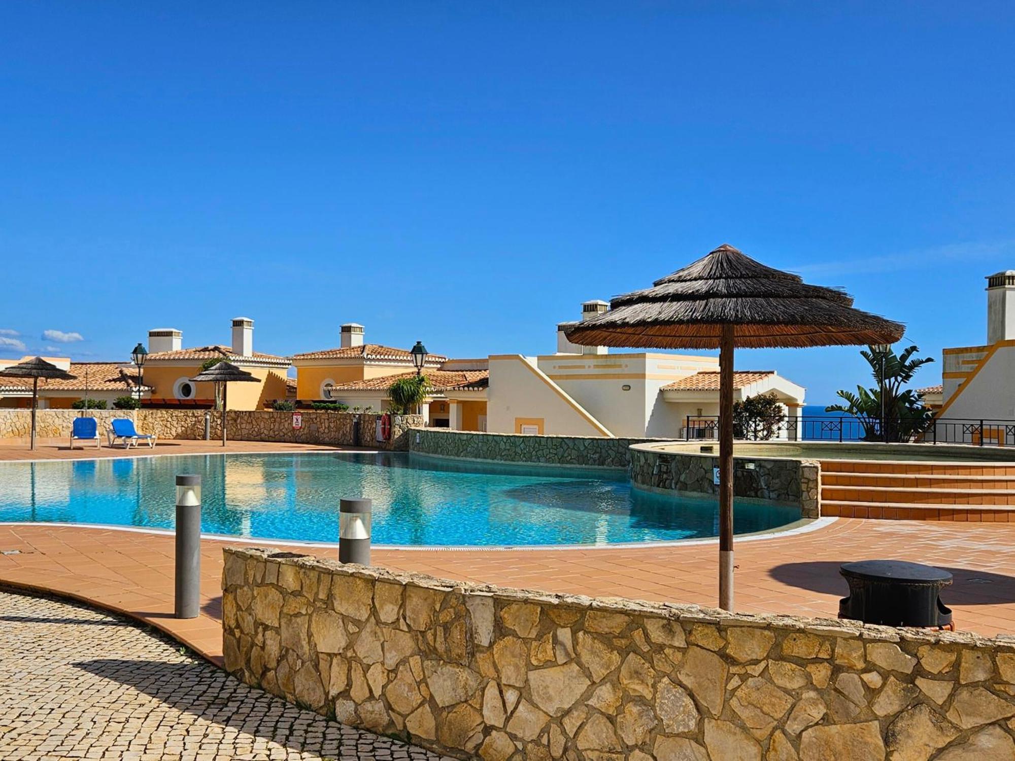 The View - Santo Antonio Villas, Golf & Spa Salema Exterior foto
