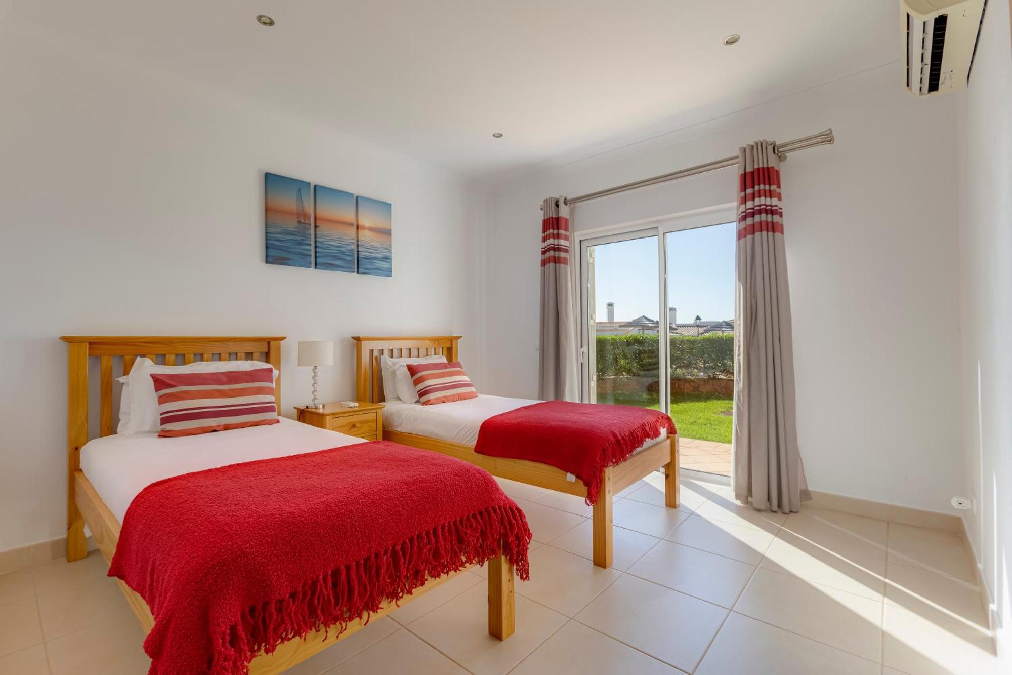 The View - Santo Antonio Villas, Golf & Spa Salema Exterior foto
