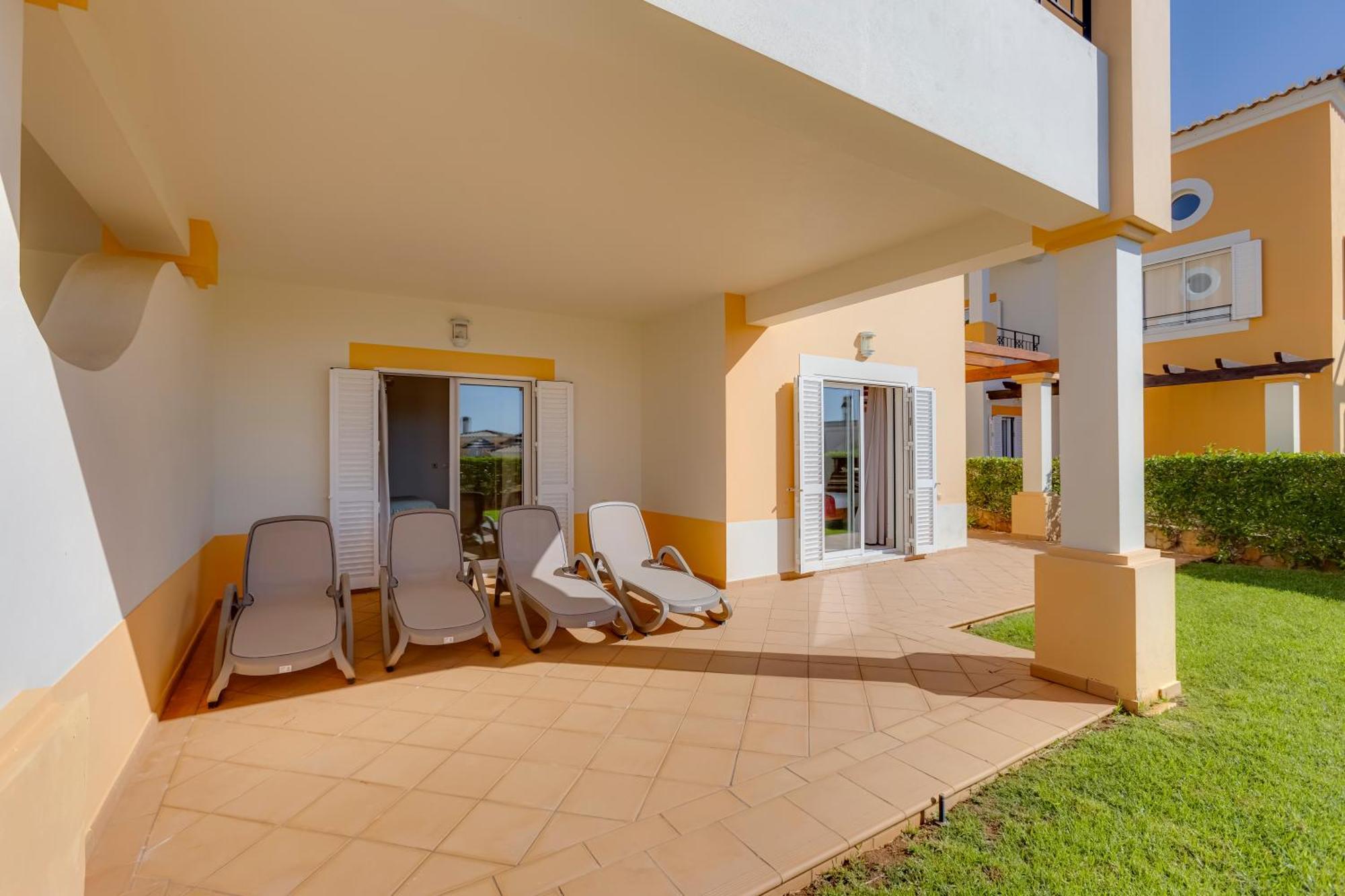 The View - Santo Antonio Villas, Golf & Spa Salema Exterior foto